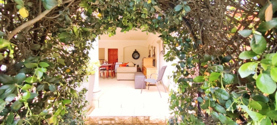 4 Bedroom Property for Sale in Van Der Hoff Park North West